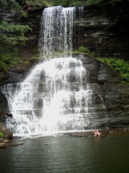 207274_5048766330_1074_n